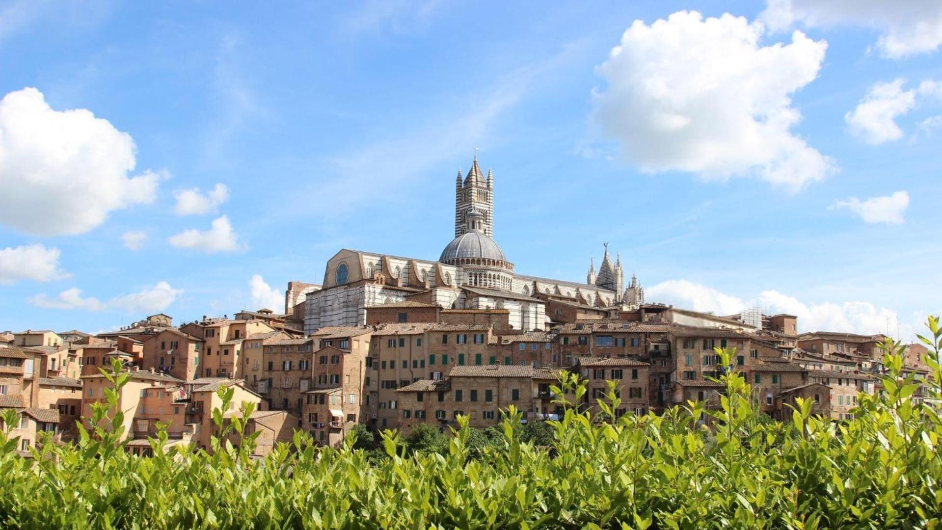 Nuovo-grazioso-appartamento-nel-cuore-di-siena